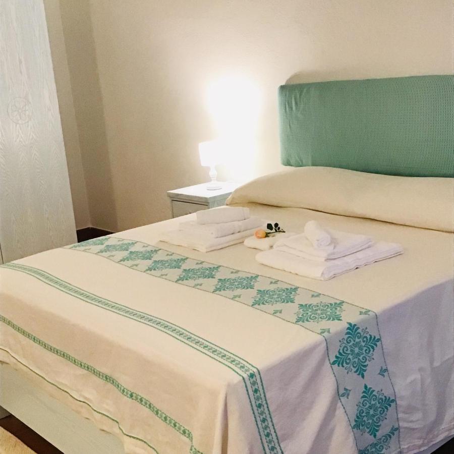 Bed and Breakfast L'Asfodelo La Maddalena  Exterior foto